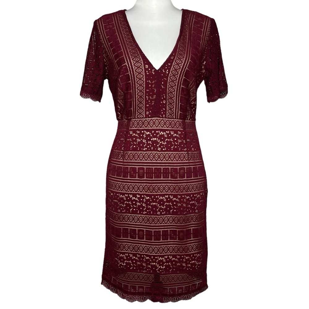 Forever 21 Burgundy Lace Dress Size M